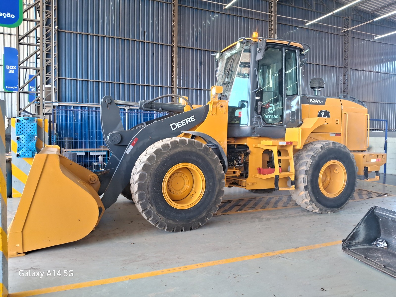 JOHN DEERE 624K PA CARREGADEIRA 16T PA00813